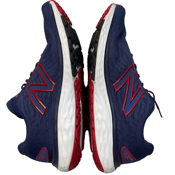 New Balance Fresh Foam 680V7 Running Shoe Finish Line 11 - Picture 3 of 11